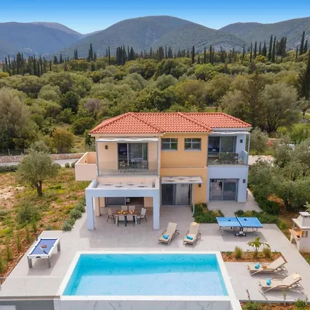 Corelli By كارافوميلوس